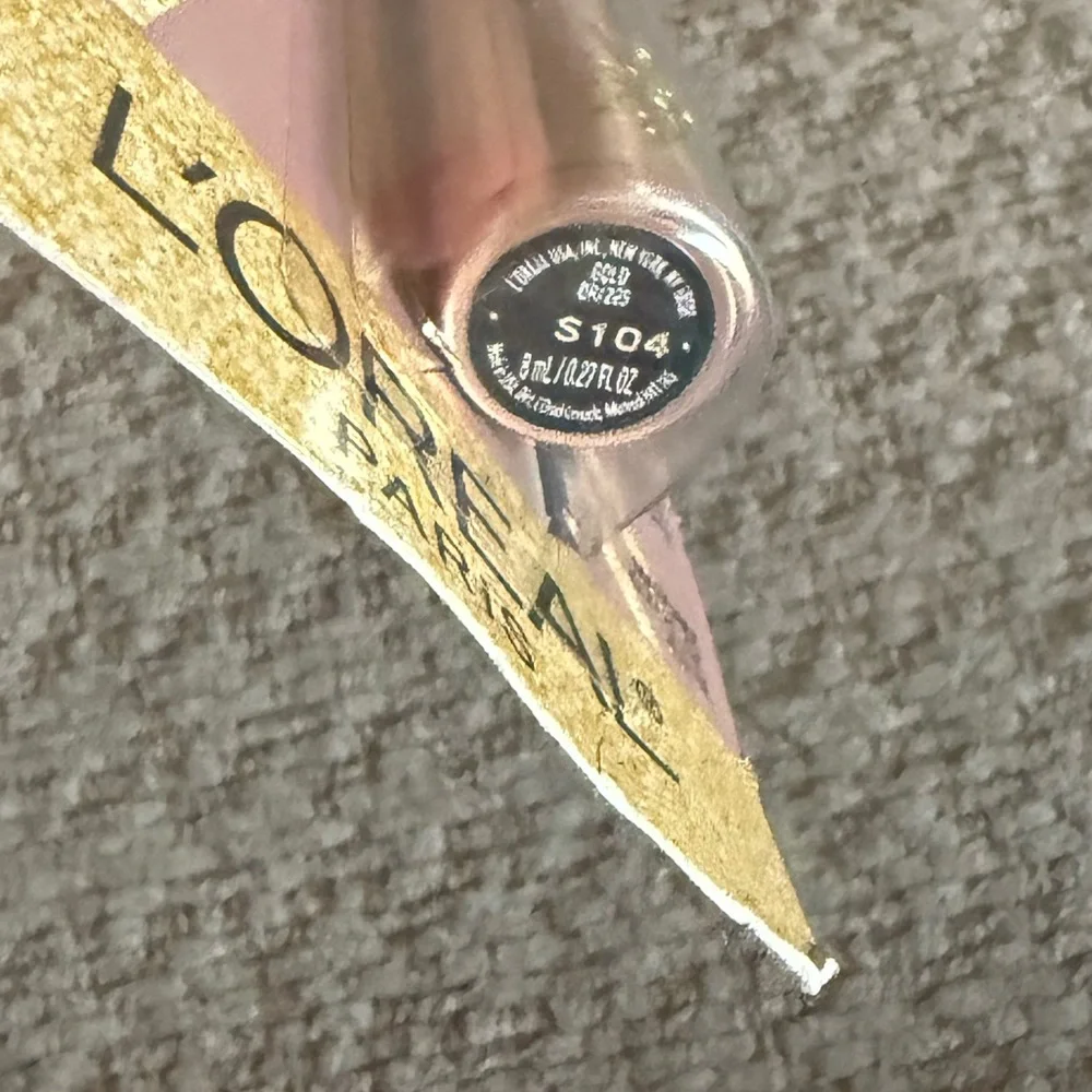 NWT LOREAL PARIS A Lash paradise glitter topper 225 gold color